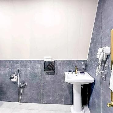 bag evleri: Lerikdə meşə ilə əhatələnmiş, müasir şüşə fasadlı A-frame tipli villa — 10