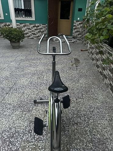 İdman və hobbi: Stasionar velosiped – mexaniki, evdə kardio məşqlər üçün - Korpus — 7