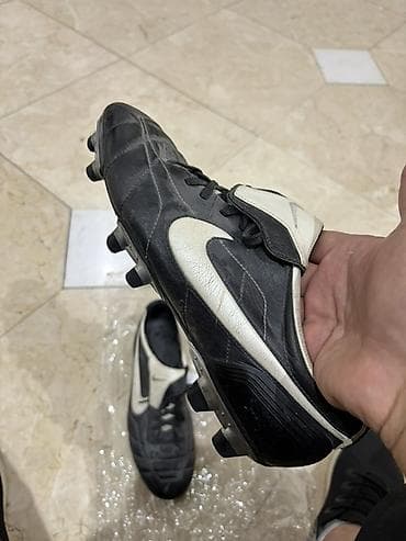 Butslar Nike, Ölçü: 43, İşlənmiş — 1