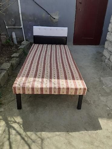 Kravat taza 
Hazırı var 
Çatdırılma münasib qiymata