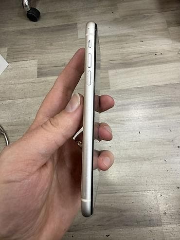 iphone se ucuz: IPhone 11, Ağ, Face ID — 5