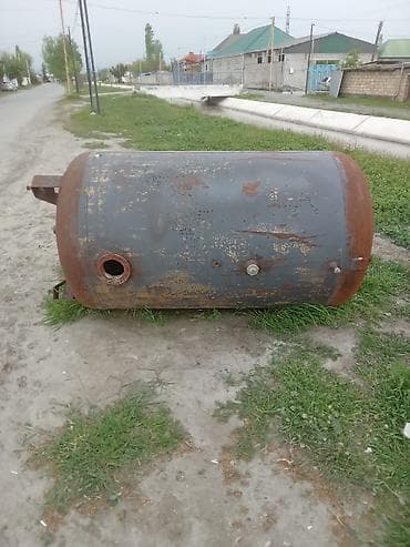 Su çəni Çürüyü svarkasi çati ezilmiş yeri yoxdu uzunu 280 sm eni