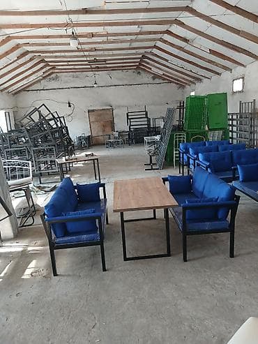 saloglu kunc divan: Metal karkaslı bağ-terrasa mebel dəsti Tərkibi: - 2 ədəd iki nəfərlik — 3