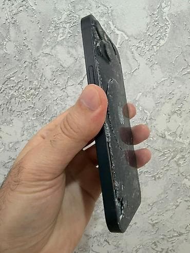 iphne: IPhone 13, 128 GB, Qara, Barmaq izi, Face ID — 3