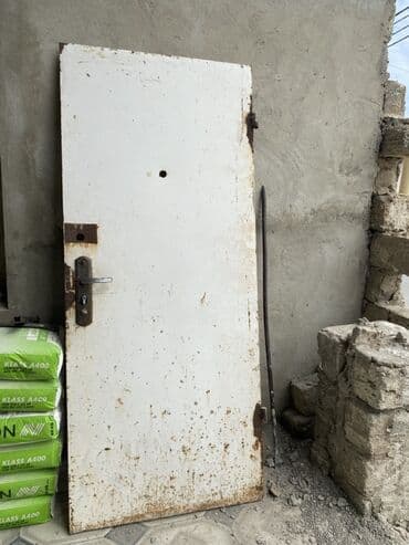 lovhe olculeri: Metall qapı – klassik ağ rəngdə - Material: polad/metal lövhə - Üst — 3