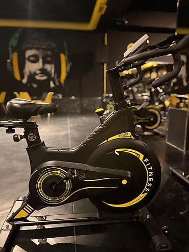 suktur: Spinning velosipedləri – studiya tipli qrup məşqləri və fərdi kardio — 5