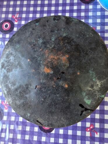 qedmi qazanlar: İşlənmiş, Aş qazanı — 7