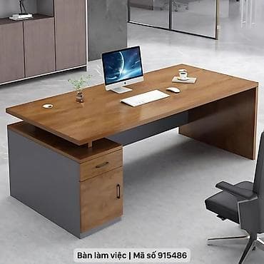 Müdir üçün, Dördbucaq masa