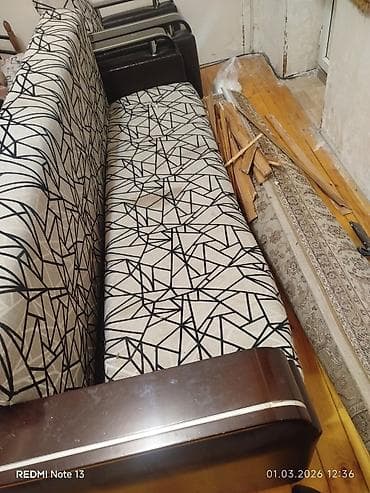 Divan, Açılan, Bazalı, Parça