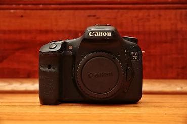 Canon eos 7D body.Real alıcıya cüzi endirim