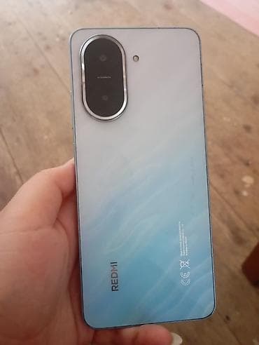 samsung galaxy a8 plus: Redmi smartfon - Model: Redmi (arxa paneldə loqo və “AI Camera” — 2