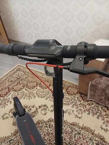 Segway Ninebot elektrik skuter - Brend/model: Segway Ninebot (gövdə — 3