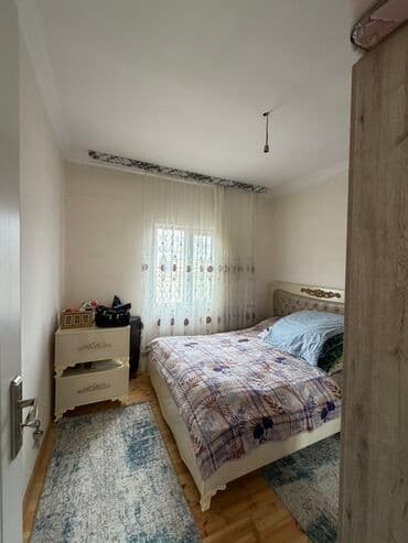 sumqayıt 20 ci mikrorayon: 3 otaqlı, 60 kv. m, Orta təmir — 5