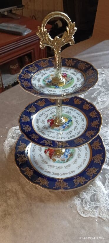 Tort və şiriniyyat qabları: Tort və şiriniyyat qabı, rəng - Mavi — 1