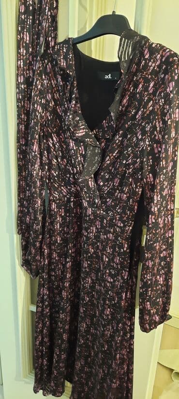 pulsuz geyimler: Hamsı brend mallardı.Baha alınıb.hərəsi 1-2dəfə geyinilib — 9