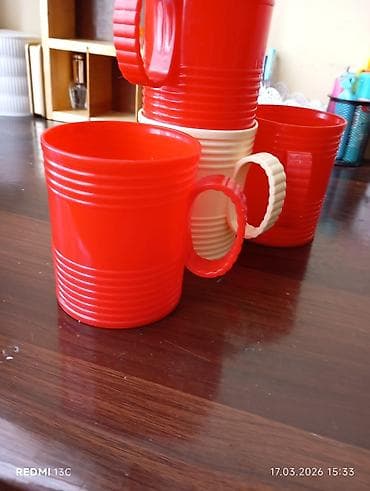 Другое: Plastik fincan dəsti - Dəst: 4 ədəd fincan - Rənglər: 3 ədəd qırmızı — 3