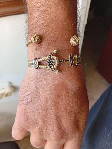 Çantalar: Kişi üçün dizayn qolbaqlar dəsti - Material: metal ərintisi, qızılı — 3