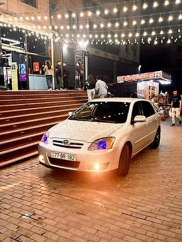 rav 4 toyota: Toyota Corolla: 1.4 l | 2006 il Hetçbek — 2
