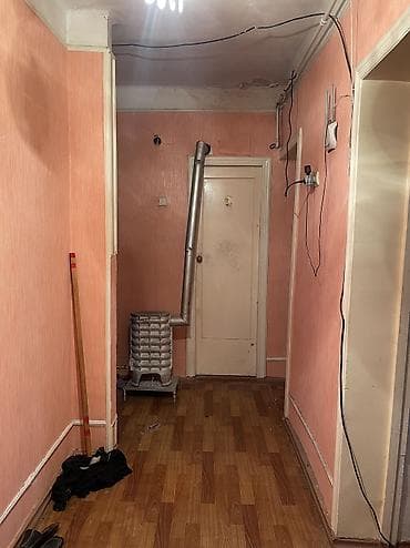 Mənzillər: Ev yerləşir dəirmanın kruqu dəmiryolcular binası Ev qanuni 3 otaqdır — 4