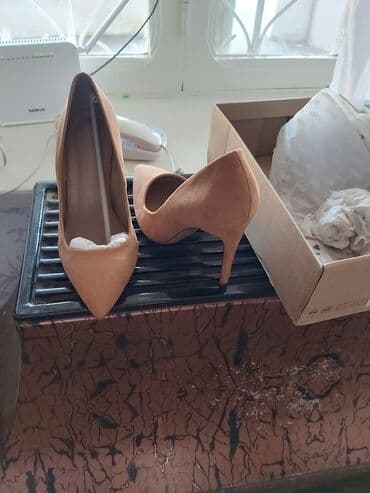 4xl nece razmerdi: Tuflilər, Ölçü: 38.5, rəng - Bej, Yeni — 1