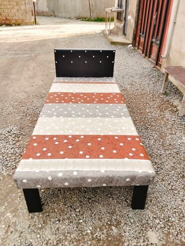 Yeni, Təknəfərlik çarpayı, Azərbaycan