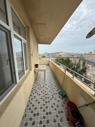 xirdalanda tecili satilan evler: 28 May, 4 otaqlı, Yeni tikili, m. Avtovağzal, 141 kv. m — 12