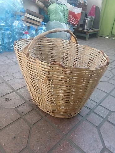 Mağaza avadanlığı: Sekildeki gence sebeti satiram. Hec bir prablemi yoxdur. Unvan baki — 3