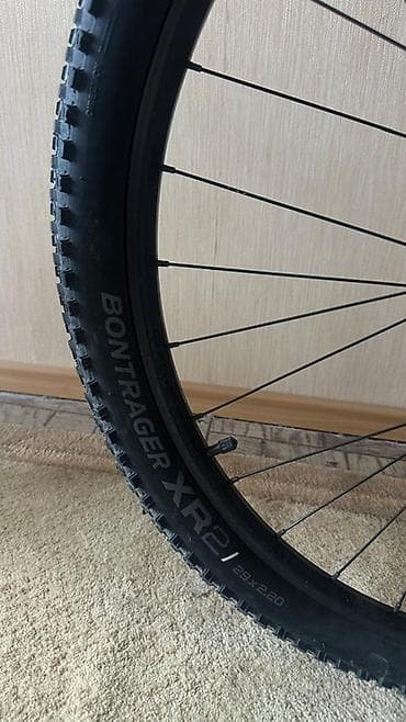 velosiped kameri: Trek Marlin seriyası dağ velosipedi 1600 manata Iki Təkər dükanında — 6