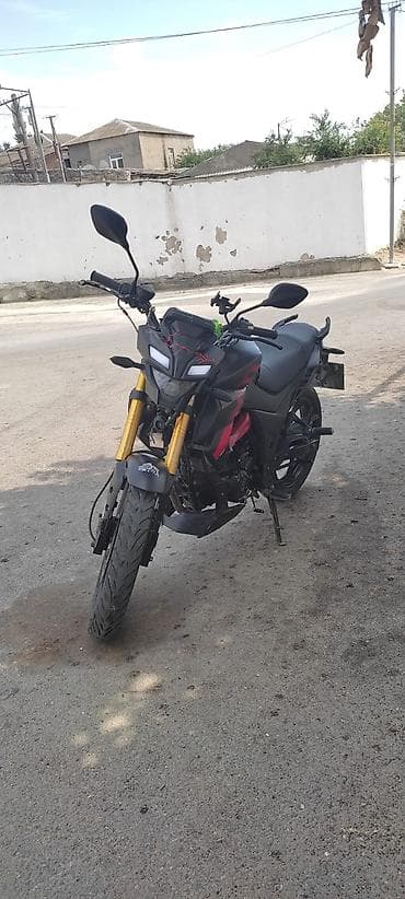 - MT25, 250 sm3, 2024 il, 63500 km — 2