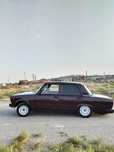 vaz 2107 abirsofka: VAZ 2107 sedan Xüsusiyyətlər: - Kuzov: 4 qapılı sedan, qaranın — 2