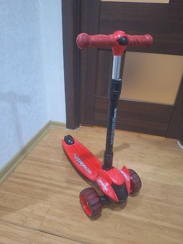 audi q3 2 tdi: Uşaq skuterı – 3 təkərli, qırmızı - Tip: üçtəkərli uşaq skuterı - — 2