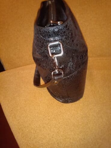 toy sumkaları: Очень красивая брендовая сумка. Модель 2019 года, куплено год назад — 4