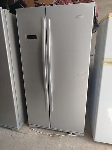 soyduc: İşlənmiş 2 qapılı Beko Soyuducu Satılır, rəng - Gümüşü, Təkərli — 1