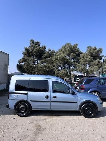 qaz 2402: Opel Combo: 1.6 l | 2006 il Van/Minivan — 3