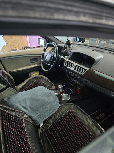 купить чехлы на авто: BMW 750LI: 4.8 l | 2007 il Sedan — 5