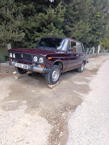 hyundai emblem: VAZ 2106 sedan - Kuzov: 4 qapılı sedan, tünd albalı rəng - Mühərrik — 3