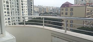 Bakı şəhərində çoxmərtəbəli yaşayış binasında yerləşən mənzilin