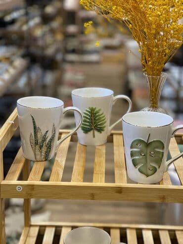 Fincanlar, rəng - Ağ