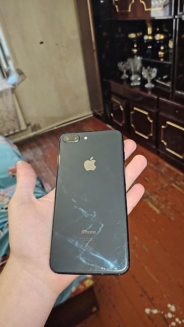 iphone 7 pilus: IPhone 8 Plus, 256 GB, Qara, Barmaq izi — 3