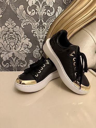 ketalar: Qadın idman ayaqqabısı – Guess - Rəng: qara, ağ qalın altlıqla - — 3