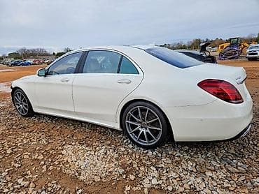 mercedes 200: Məhsul: Mercedes‑Benz S‑Class sedan (ağ rəng) Təsvir: - Geniş və — 2
