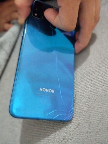 Honor 5c, rəng - Göy, Qırıq