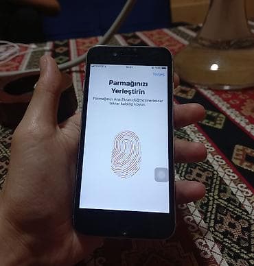 iphone 11 qara: IPhone 6, 16 GB, Gümüşü, Barmaq izi — 3