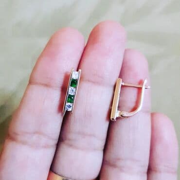 tək qaş: Sırğa, Çəhrayı qızıl, 585 Əyar, 1900 g — 3