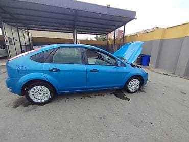 avto aksesuar kredit: Ford Focus: 1.6 l | 2010 il 284360 km Sedan — 6