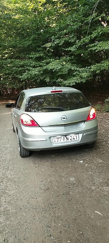 chevrolet aveo radiator: Opel Astra H, 5 qapılı hetçbek - Gümüşü rəng - Benzin mühərriki - Ön — 4