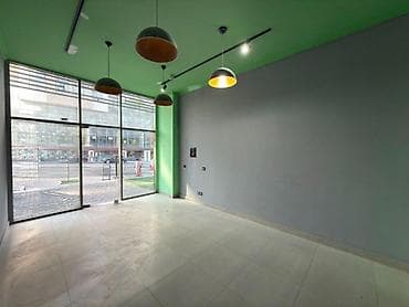 İcarəyə verilir obyekt 90 m², 28 May m. Daha 7 şəklə bax Agentlik 1