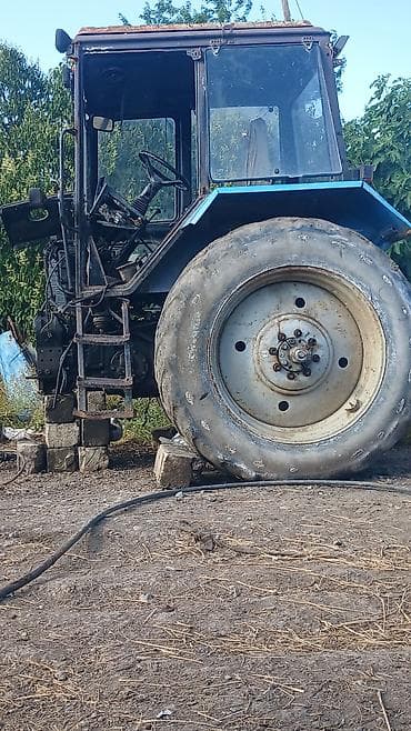 Traktor karkası və ehtiyat hissələri - Kabinəli traktor karkası: ön lalafo.az -da Traktor karkası və ehtiyat hissələri - Kabinəli traktor karkası: ön