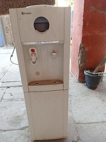 isti su: Wenbang döşəmə tipli su dispenseri - Üst hissəyə butulka — 1