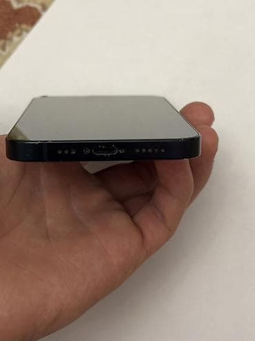 pilte qaz: IPhone 13, Qara, Face ID — 5